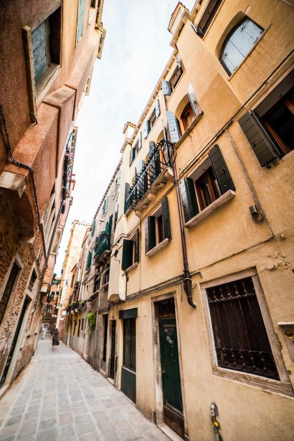 Ca' Drio San Marco Apartment Venesia Bagian luar foto